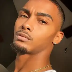 Brian Fields's headshot picture'